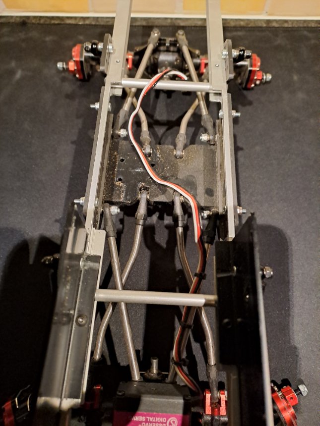 Chassis 1.jpg