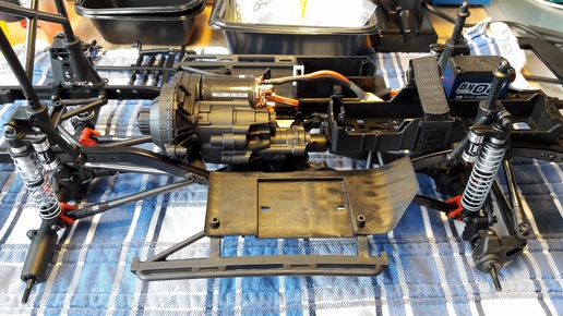 SCX-10 II Jeep Cherokee_35_RZ.JPG