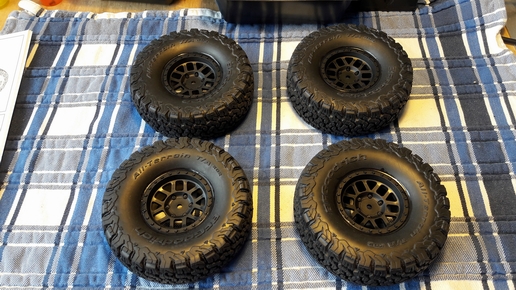 SCX-10 II Jeep Cherokee_36_RZ.JPG